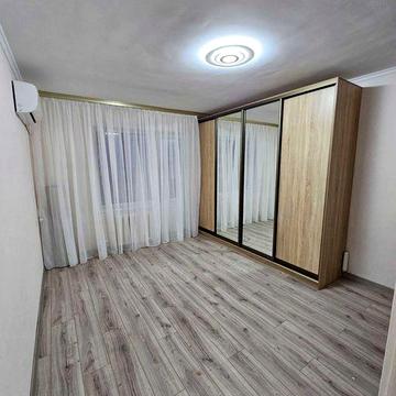 Оренда 1-к квартири на вул. Райдужна