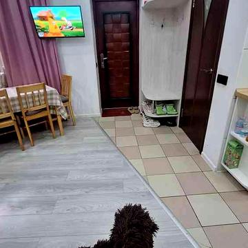 Ніжинська вул., 1