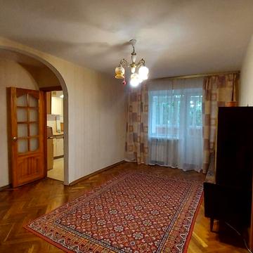 Дружківська вул., 4