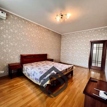 Володимира Івасюка просп. (Героїв Сталінграду), 10-А