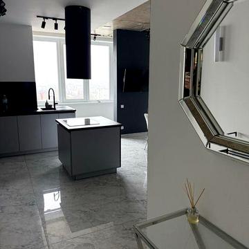 АРЕНДА ЖК таировские сады 70 метров !!