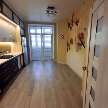 Академіка Заболотного вул., 63