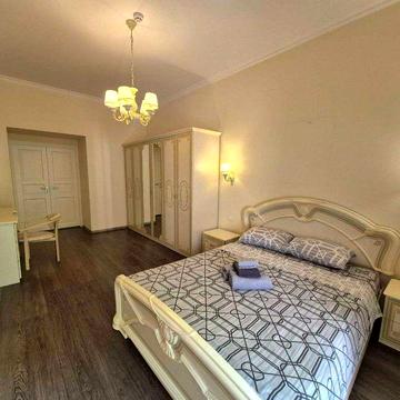 3-кімнатна Довгостроково Квартира на Майдані Київ без комісії