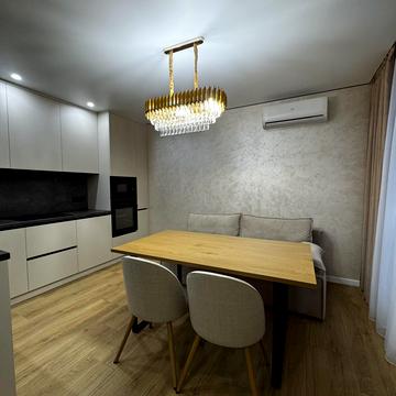 Вовчинецька вул., 1