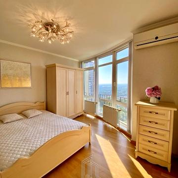 Науки просп., 80-А/73