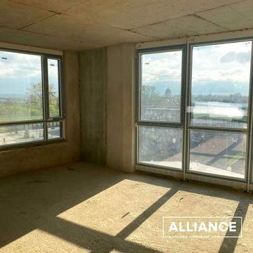 Героїв Миколаєва вул., 125