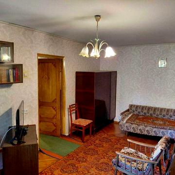 Продам 2 квартиру, Булаховского, 30а, метро Академгородок