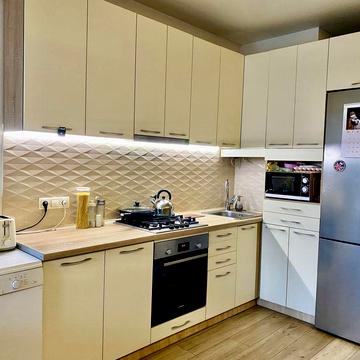 Оренда 1кім квартира з кухнею студією вулиця Малинова