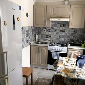 Петра Ніщинського вул., 10-б