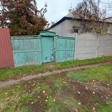 Пономарівська вул., 27