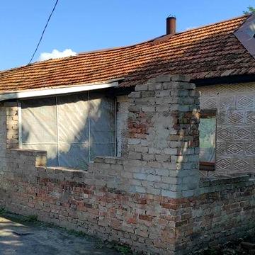 Продам дом на Украинской Ц Г район