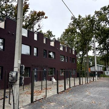 Києво-Мироцька вул., 123