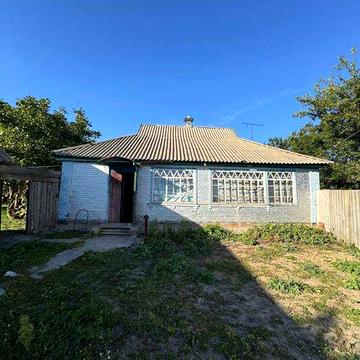 Будинок 58м2, земельна ділянка 50 соток, гараж