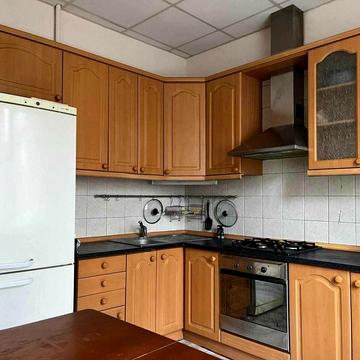 Героїв Харкова просп. (Московський), 198