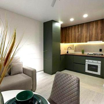 Продається 2 кімнатна квартира з кухнею студією по вул. Київська