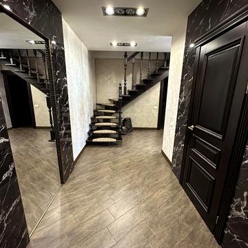 Срібнокільська вул., 1