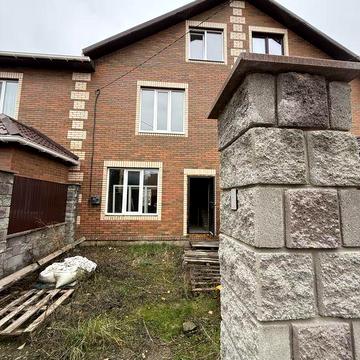 3-поверховий Таунхаус по вул. Фастівська