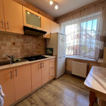 Гната Хоткевича вул., 75