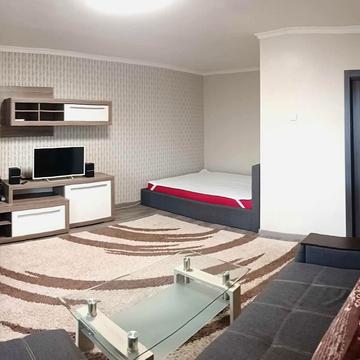 Івана Микитенка вул., 27