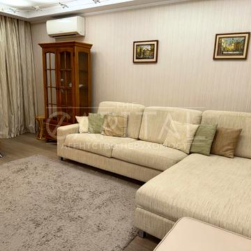 Володимира Івасюка просп. (Героїв Сталінграду), 16-Г