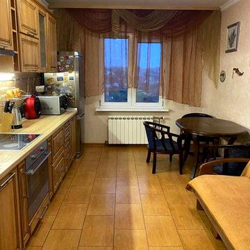 оренда 3-х к. кв. вул. Т. Яблонської 6 Солом’янський р-н