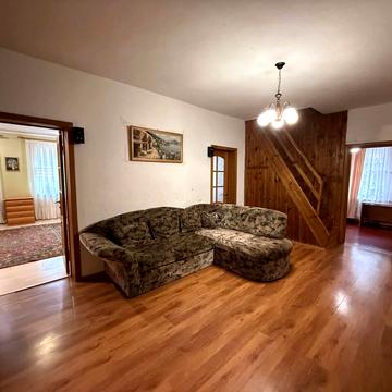 Тупикова вул., 12