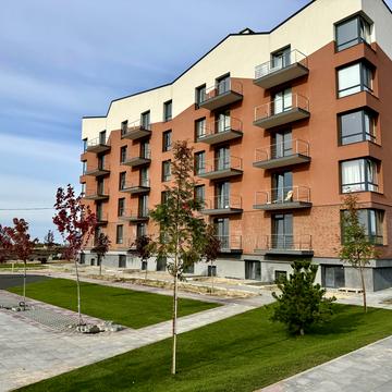 Костя Шишка вул., 1