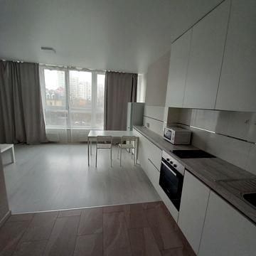 Петропавлівська вул., 40