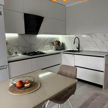 Бастіонна вул., 7