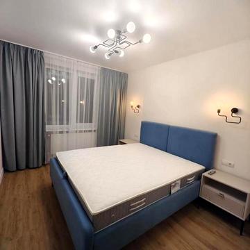 Роксоляни вул., 151