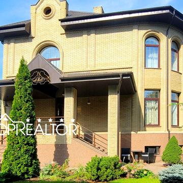 Шелковичная, 1