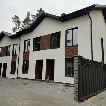 Сімї Шкарівських вул., 9