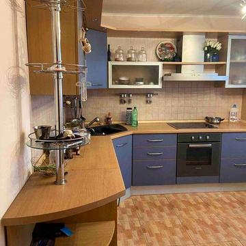 Сдаю красивую 3 комн квартиру, Кораб район