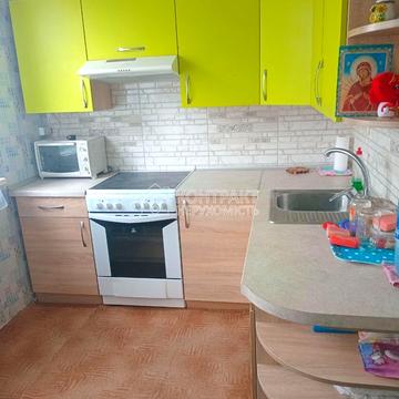 Наталії Ужвій вул., 112