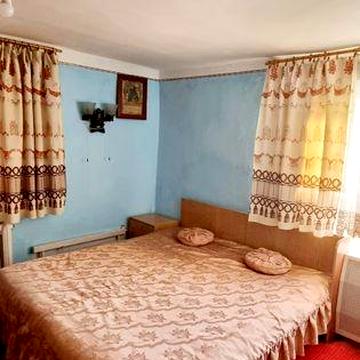 Оренда времянки зі зручностями. Гречани. Спіільне подвіря із власни