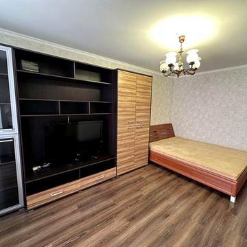 **Автономка! Оренда 1-Кімн. Вул. С. Бандери (Попова)