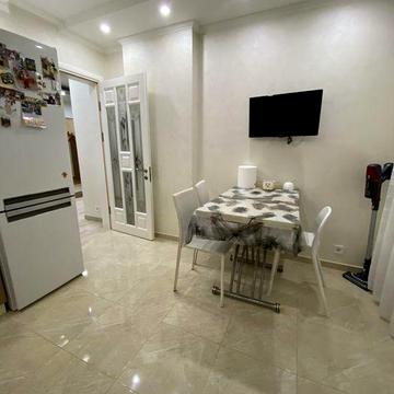 Продам 2х кімнатну новобудову ЖК Сузиря