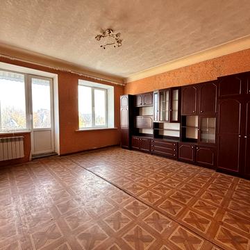 майдан Захисників України пл. (Повстання), 1