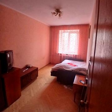 Максима Берлинського вул., 14