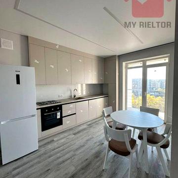 Продаж двокімнатної квартири по вул.Богомольця