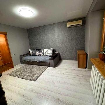 Сдам 2-х комнатную квартиру на ул. Национальной Гвардии 17