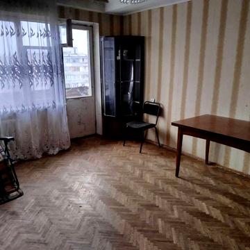 Здаеться 3 кімн ківатира Русанівка вул Єнтузіастів 35\1