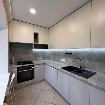 Буслівська вул., 20