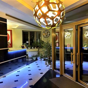 Патріарха Мстислава Скрипника вул., 40