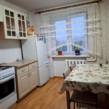 Двухкомнатная квартира Адмиральский пр. , Фонтан .