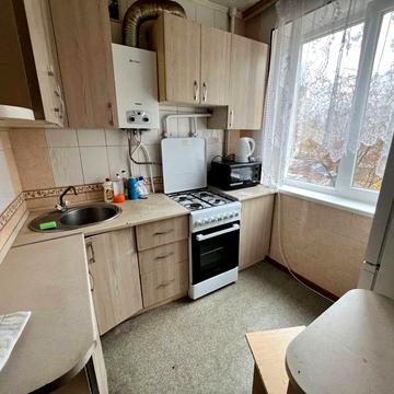 ОРЕНДА 2кім. Вишенька, Юності