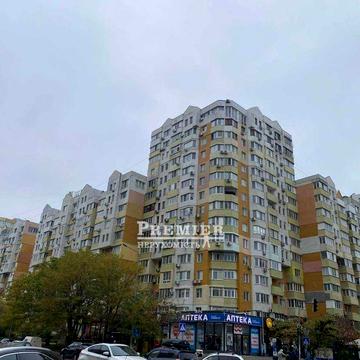 продам трихкімнатну квартиру 94 кв.м на Ак. Сахарова