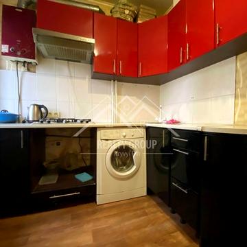 Мистецька вул. (Землячки), 1