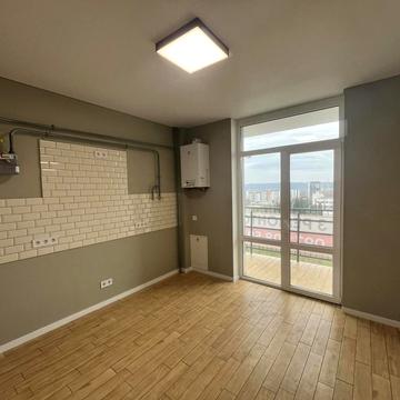 Хмельницького, 73а