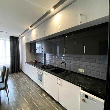 Оренда 3 кім Калинова слобода 2, поруч садочка.